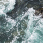 Oceano: bolhas aumentam absorção de CO₂ e impactam clima global